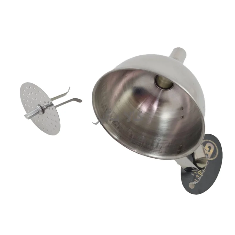 قیف استیل دسته دار با صافی داخلی